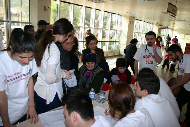 Türk Nefroloji, Diyaliz veTransplantasyon Hemşireleri Derneği  dunya bobrek gunu  